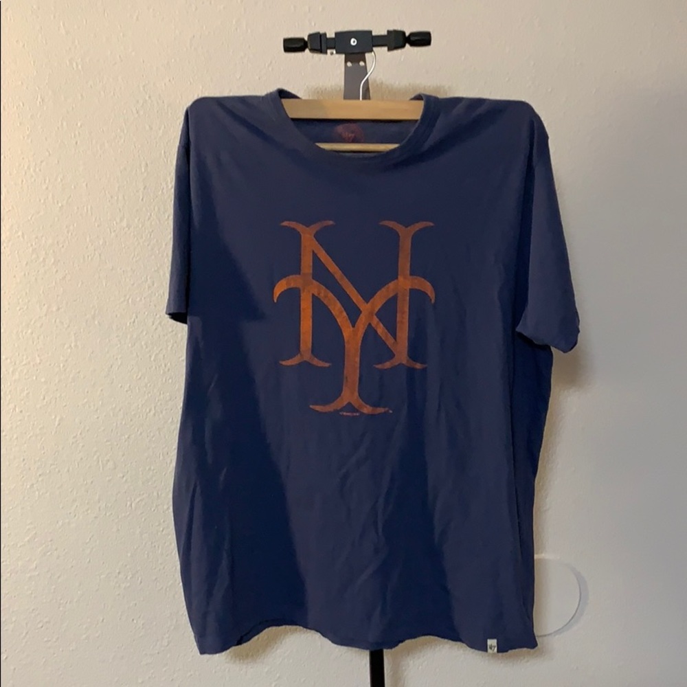 Men’s NY Met’s Logo T shirt